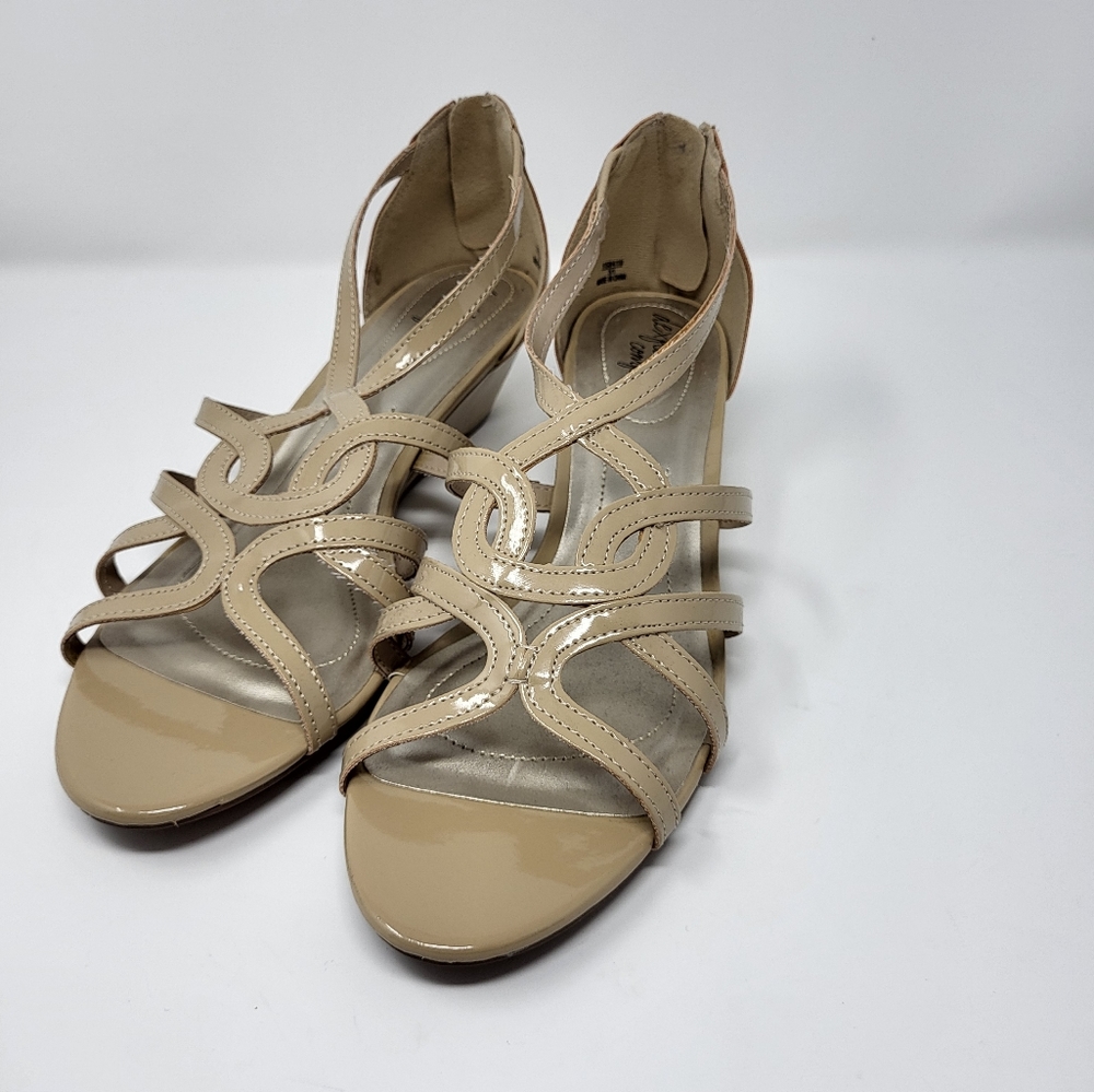 Dexflex Comfort Beige Strappy Sandals